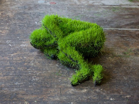 Grass sculptures, contemporary sculpture, cool art installation, mathilde roussel